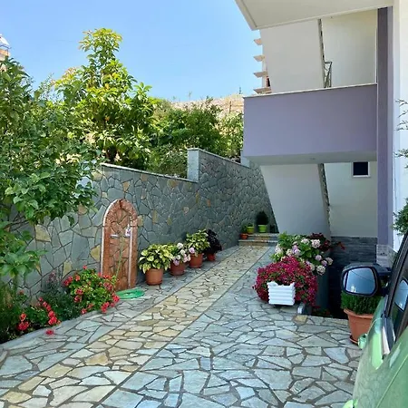 Majola Apartment *