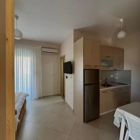 Apartment Majola *