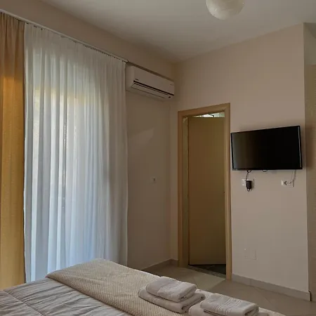 Majola * Sarandë