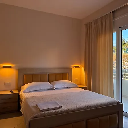 شقة Majola