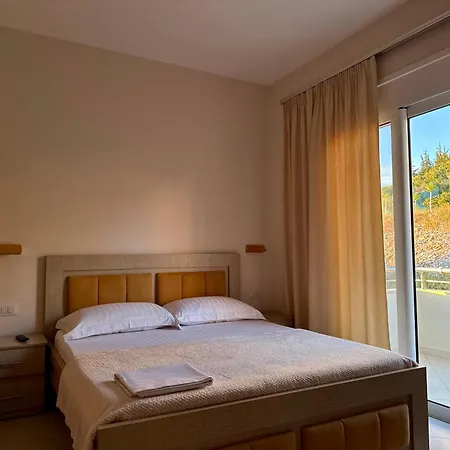 Majola * ساراندا